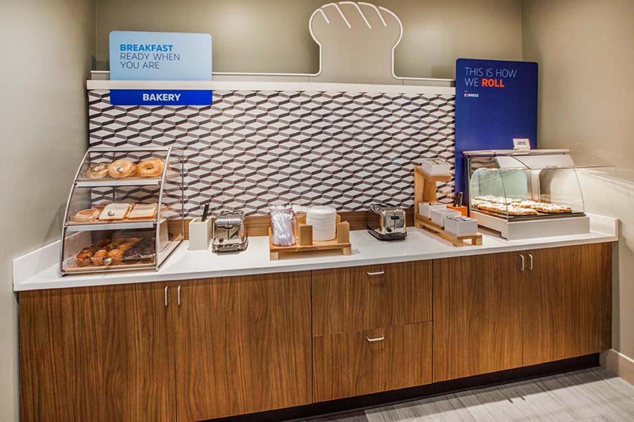 Holiday Inn Express Hotel & Suites Blythewood By Ihg Екстер'єр фото